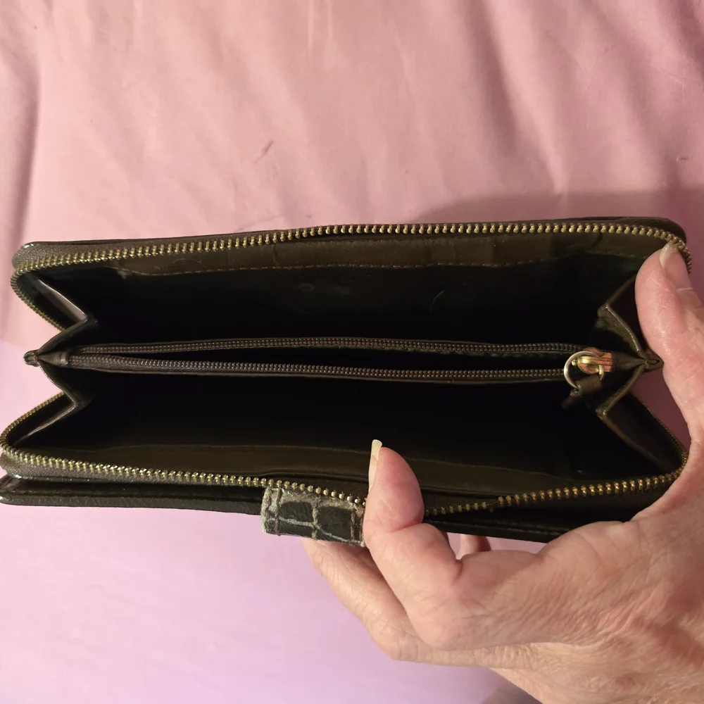 Coach Wallet - Picture 3 of 10